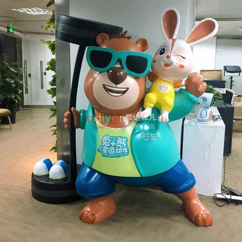 玻璃鋼卡通熊雕塑兔子組合動物造型擺件 玻璃鋼卡通熊雕塑兔子組合動物造型擺件